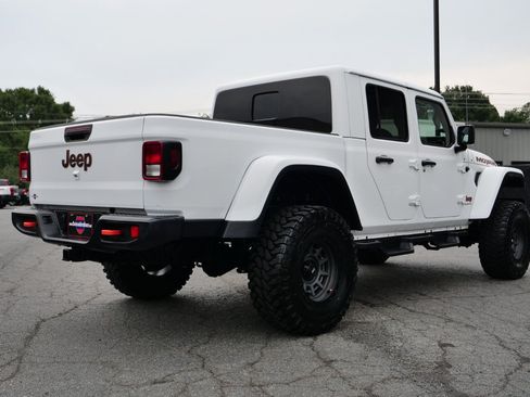 Used 2023 Jeep Gladiator Mojave w/ Cold Weather Group AWD/4WD image 12