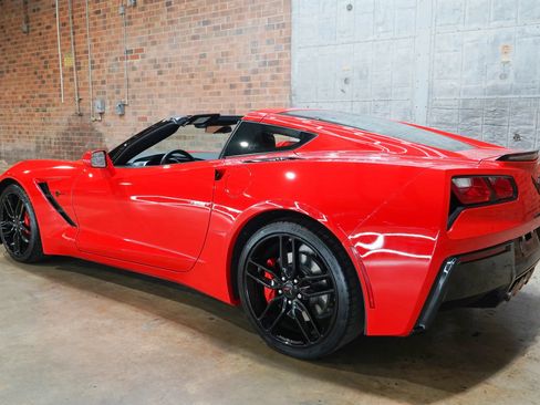 Used 2019 Chevrolet Corvette Stingray Coupe w/ Carbon Flash Badge Package RWD image 36