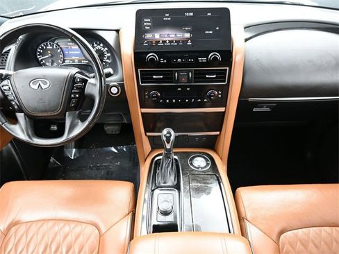 Used 2022 INFINITI QX80 Sensory w/ All-Season Package image 19