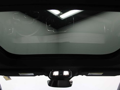 Used 2023 Volvo XC90 B6 Ultimate w/ Protection Package image 19