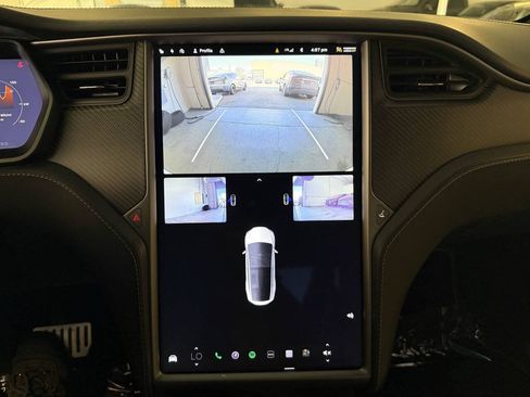 Used 2020 Tesla Model X Performance AWD/4WD image 18