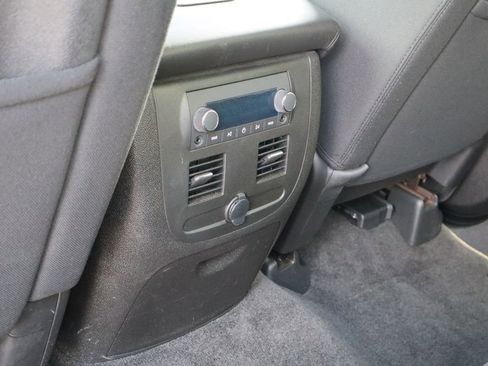 Used 2011 Chevrolet Avalanche LS image 20