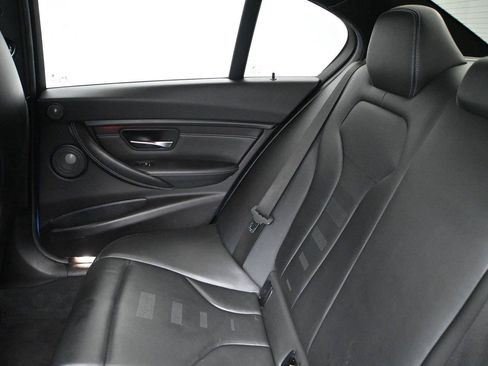Used 2018 BMW M3 RWD image 14