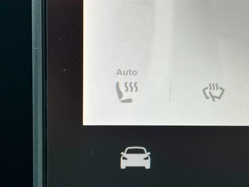 Used 2023 Tesla Model Y Long Range AWD/4WD image 20