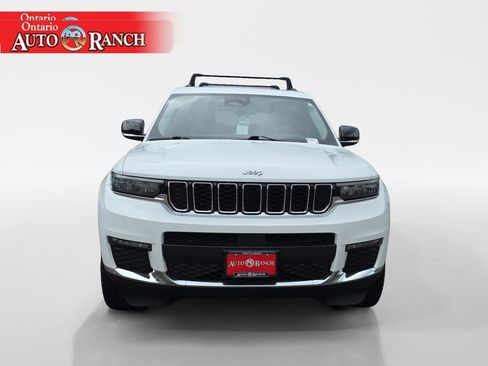 Used 2021 Jeep Grand Cherokee L Limited AWD/4WD image 8
