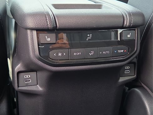 New 2026 Toyota Grand Highlander FWD image 15