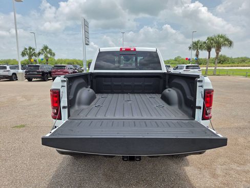 New 2026 RAM 2500 Tradesman AWD/4WD image 27