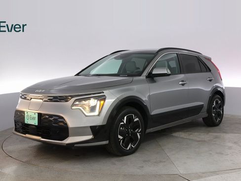 Used 2023 Kia Niro Wind image 2