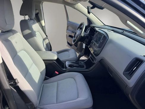 Used 2017 Chevrolet Colorado W/T w/ WT Convenience Package RWD image 11