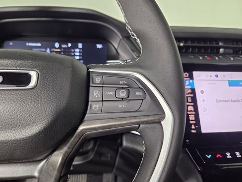 New 2026 Jeep Grand Cherokee Altitude RWD image 17