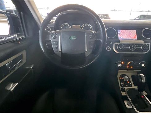 Used 2011 Land Rover LR4 HSE image 5