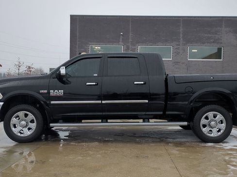 Used 2015 RAM 2500 Limited image 2