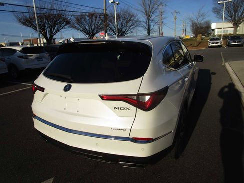 Certified 2022 Acura MDX SH-AWD w/ Technology Package image 5
