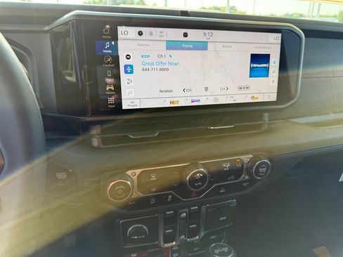 New 2025 Jeep Wrangler Unlimited Rubicon image 17