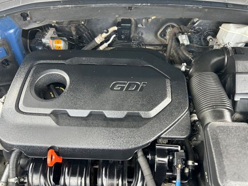 Used 2019 Hyundai Santa Fe SE FWD image 21