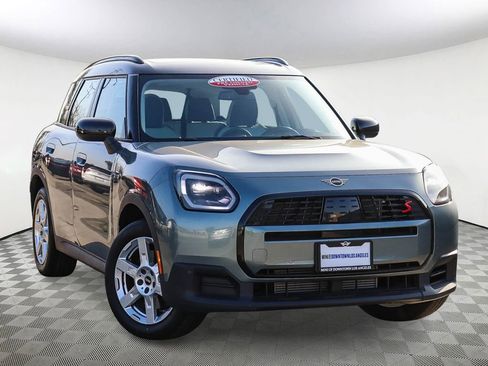 Used 2025 MINI Cooper Countryman S image 1
