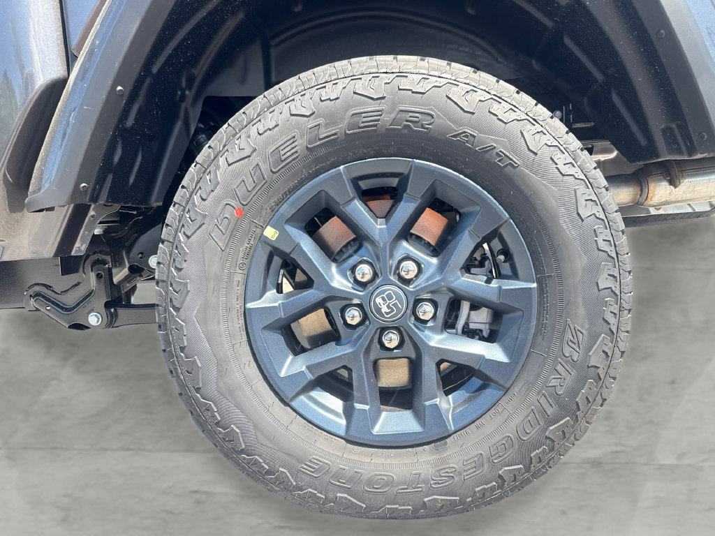 New 2026 Jeep Gladiator Sport AWD/4WD image 23