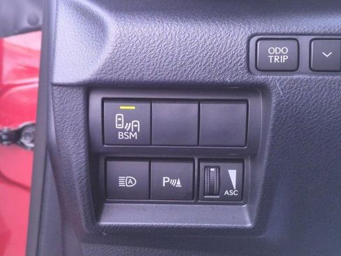 Certified 2024 Lexus RC 350 F Sport image 25