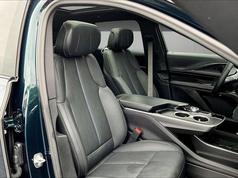 Certified 2024 Cadillac Lyriq Sport w/ LPO, Floor Liner Package AWD/4WD image 28