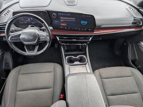 Used 2024 Chevrolet Traverse Z71 w/ Enhanced Driving Package image 24