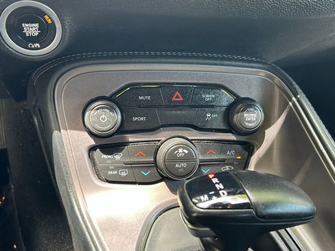 Used 2023 Dodge Challenger SXT image 24