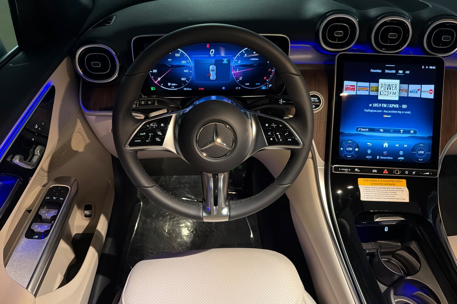 New 2026 Mercedes-Benz GLC 300 image 13