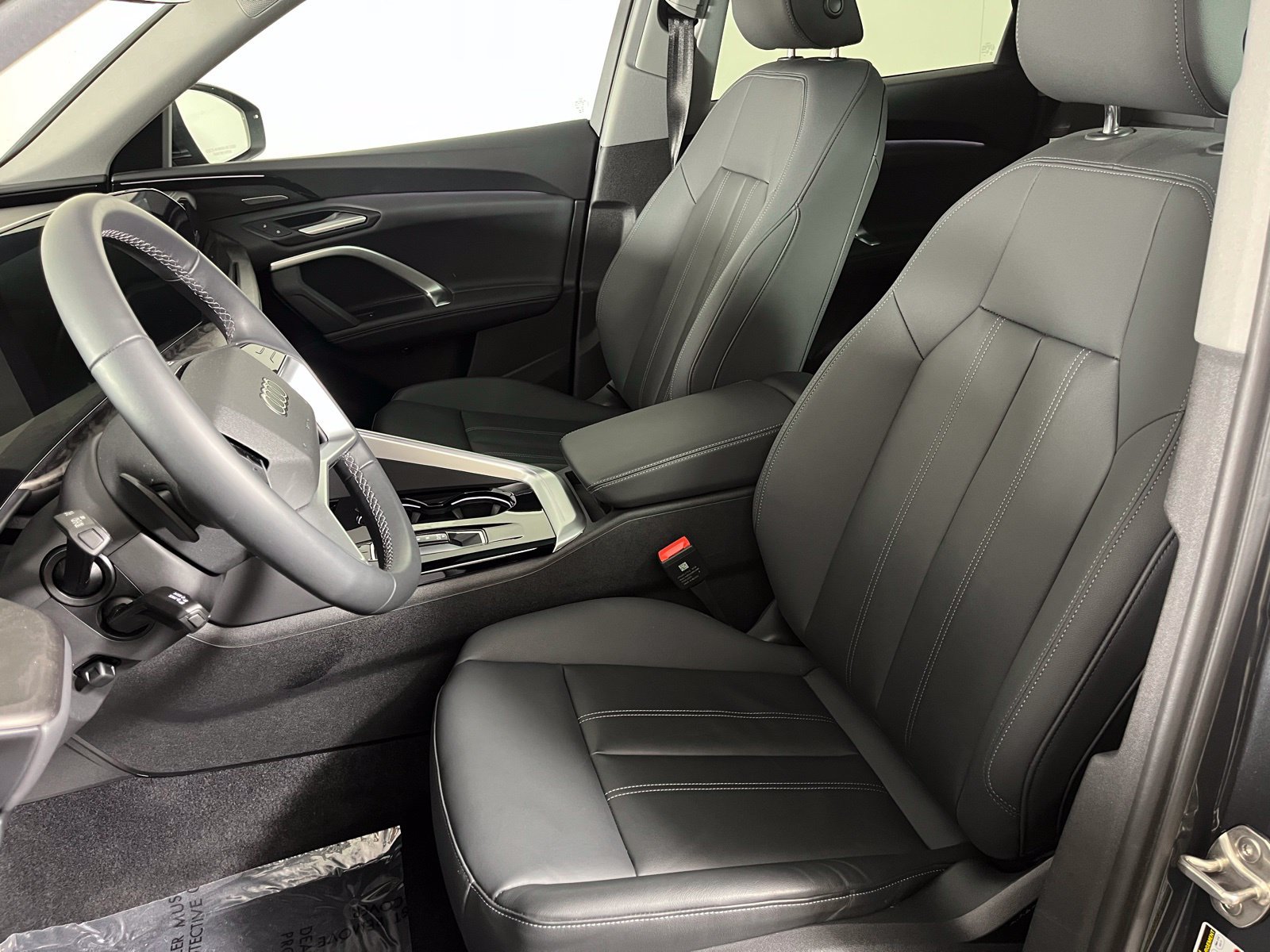 Used 2025 Audi Q5 Premium Plus w/ Premium Plus AWD/4WD image 11