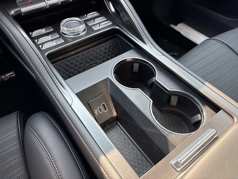 New 2026 Lincoln Nautilus Reserve AWD/4WD image 30