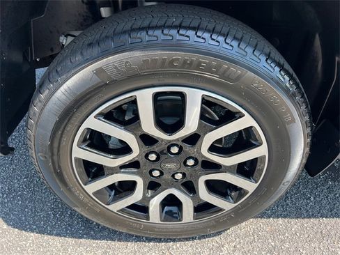 Used 2024 Ford Maverick Lariat w/ 4K Tow Package image 17