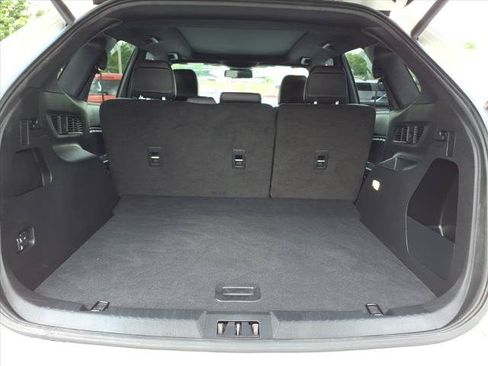 Certified 2024 Ford Edge ST-Line w/ Class II Trailer Tow Package AWD/4WD image 4