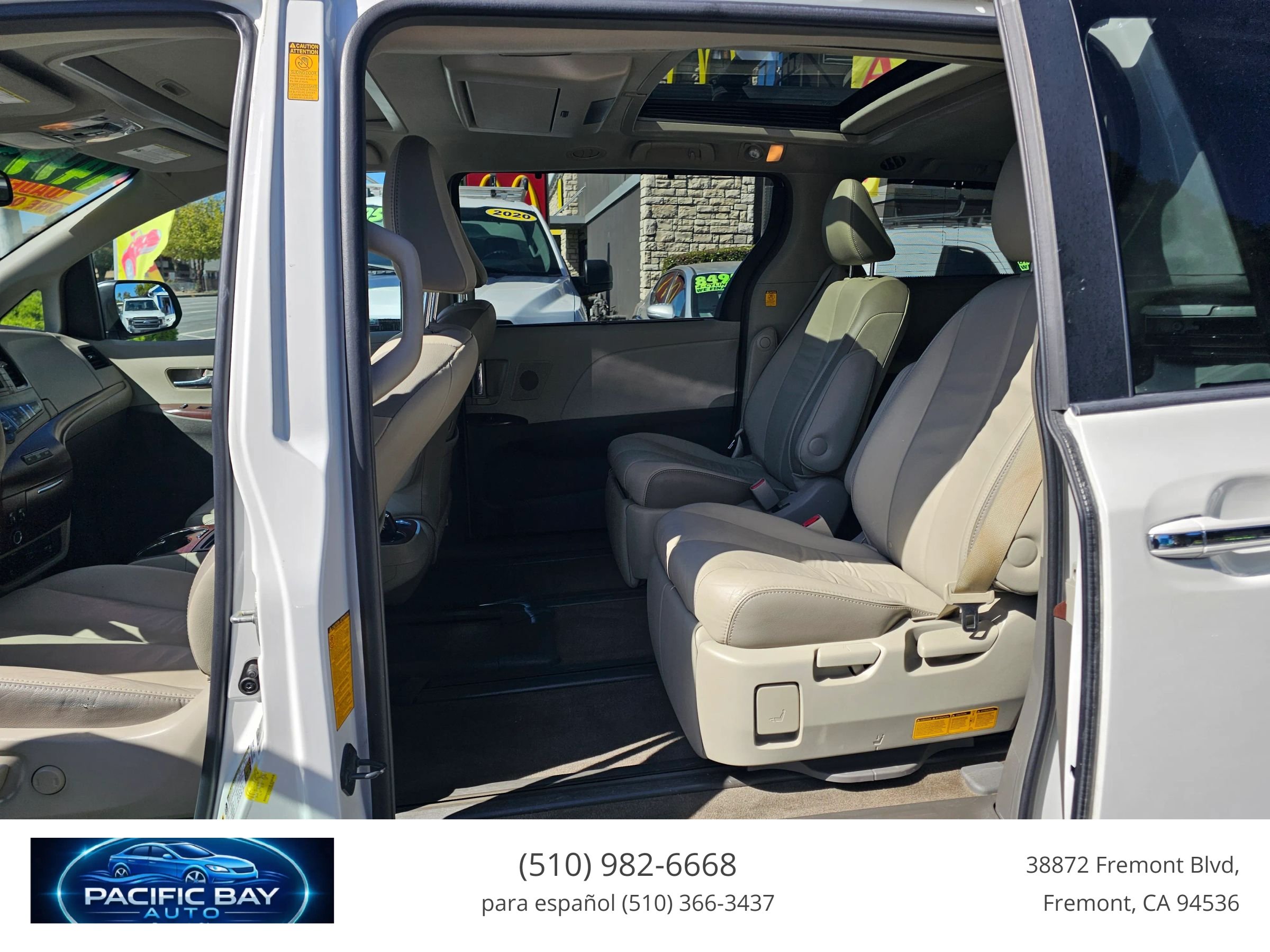 Used 2013 Toyota Sienna Limited w/ Premium Pkg FWD image 14