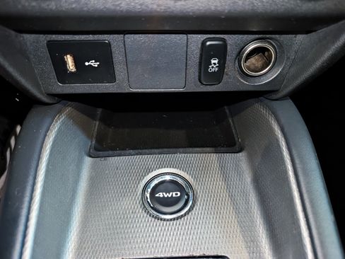 Used 2018 Mitsubishi Outlander Sport ES AWD/4WD image 40