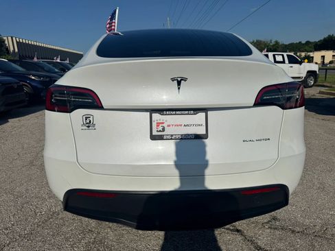 Used 2023 Tesla Model Y Long Range AWD/4WD image 5