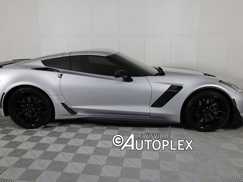 Used 2017 Chevrolet Corvette Z06 image 4