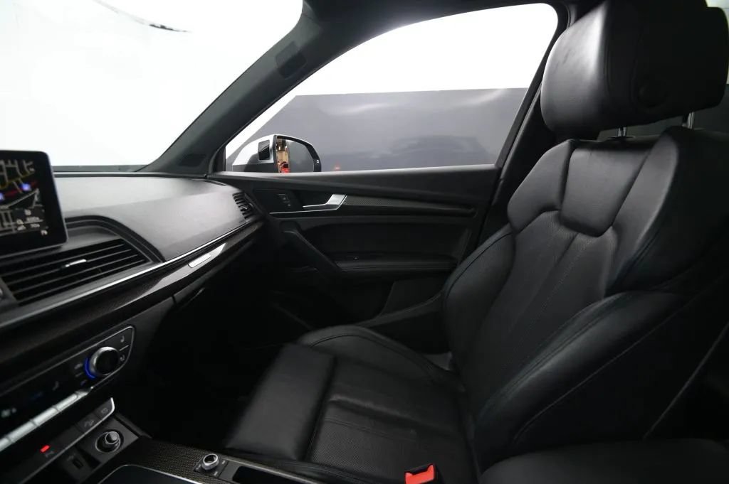 Used 2019 Audi SQ5 Premium Plus w/ Premium Plus Package AWD/4WD image 27