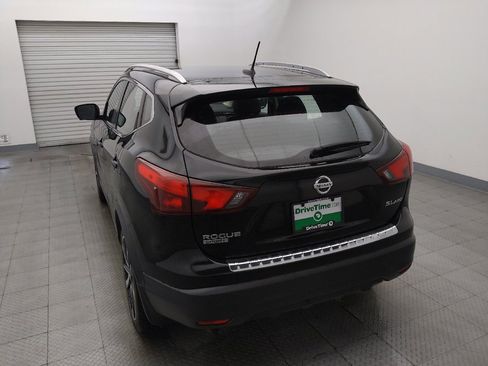 Used 2017 Nissan Rogue Sport SL AWD/4WD image 6