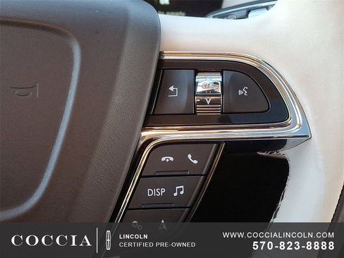 Certified 2022 Lincoln Nautilus Black Label image 23