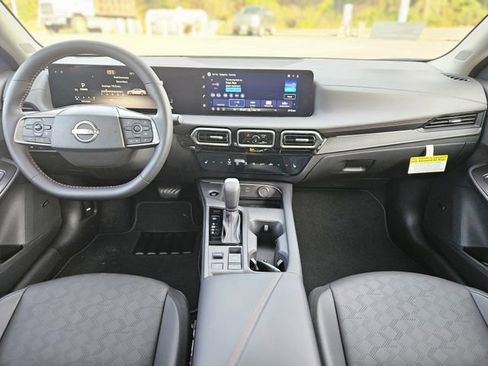 New 2026 Nissan Sentra SR w/ SR Premium Package FWD image 14