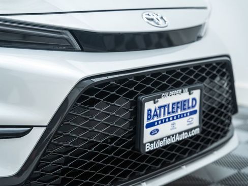New 2026 Toyota Corolla SE FWD image 13