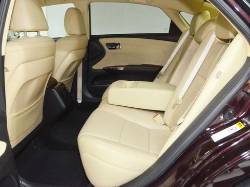 Used 2015 Toyota Avalon XLE FWD image 29