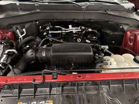 Used 2023 Ford Explorer XLT w/ Equipment Group 202A image 37