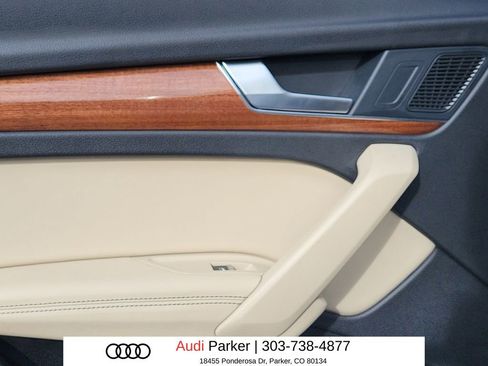 Used 2021 Audi Q5 Premium Plus w/ Premium Plus Package AWD/4WD image 10