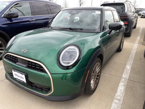 Certified 2025 MINI Cooper 4-Door Hardtop image 1