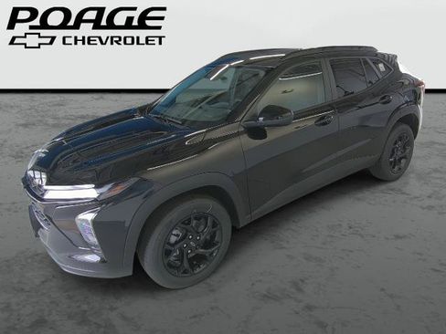 New 2026 Chevrolet Trax LT w/ Midnight Edition FWD image 1