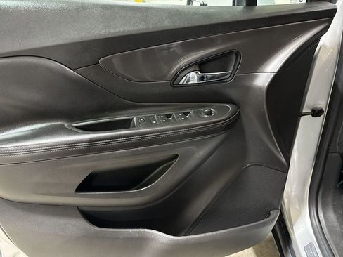 Used 2019 Buick Encore Preferred FWD image 20