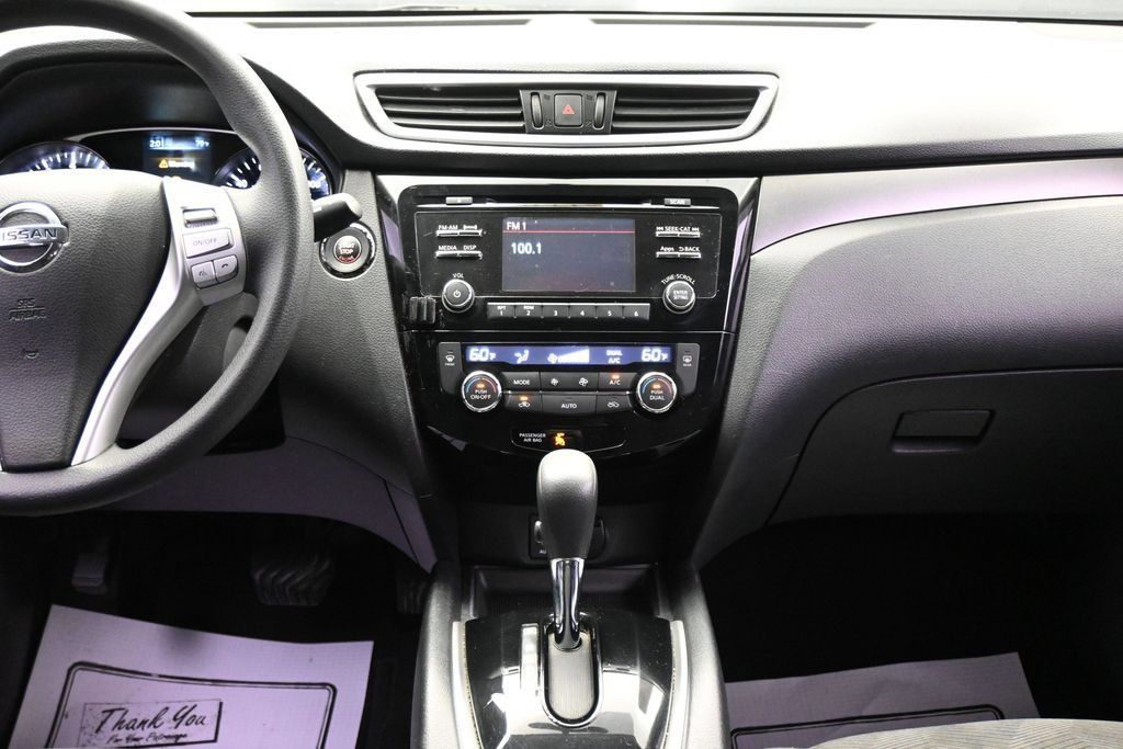 Used 2015 Nissan Rogue SV AWD/4WD image 17