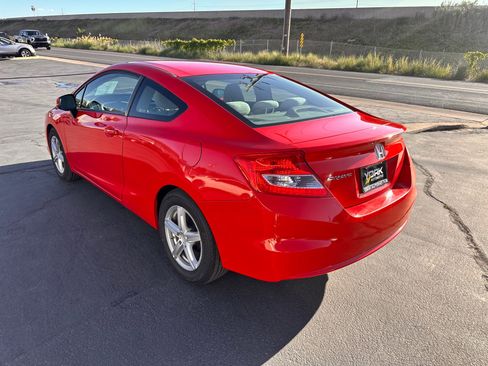 Used 2012 Honda Civic LX image 4