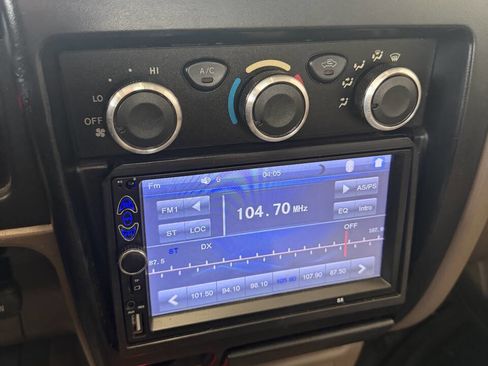 Used 2002 Toyota Tacoma PreRunner image 14