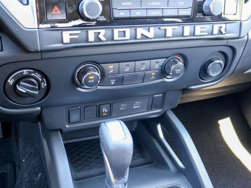 New 2026 Nissan Frontier SV w/ Tow Package AWD/4WD image 12