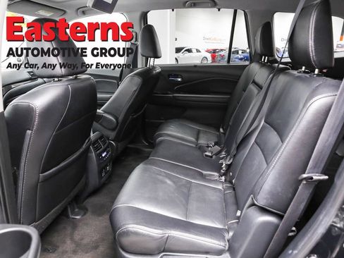 Used 2021 Honda Pilot Touring image 22